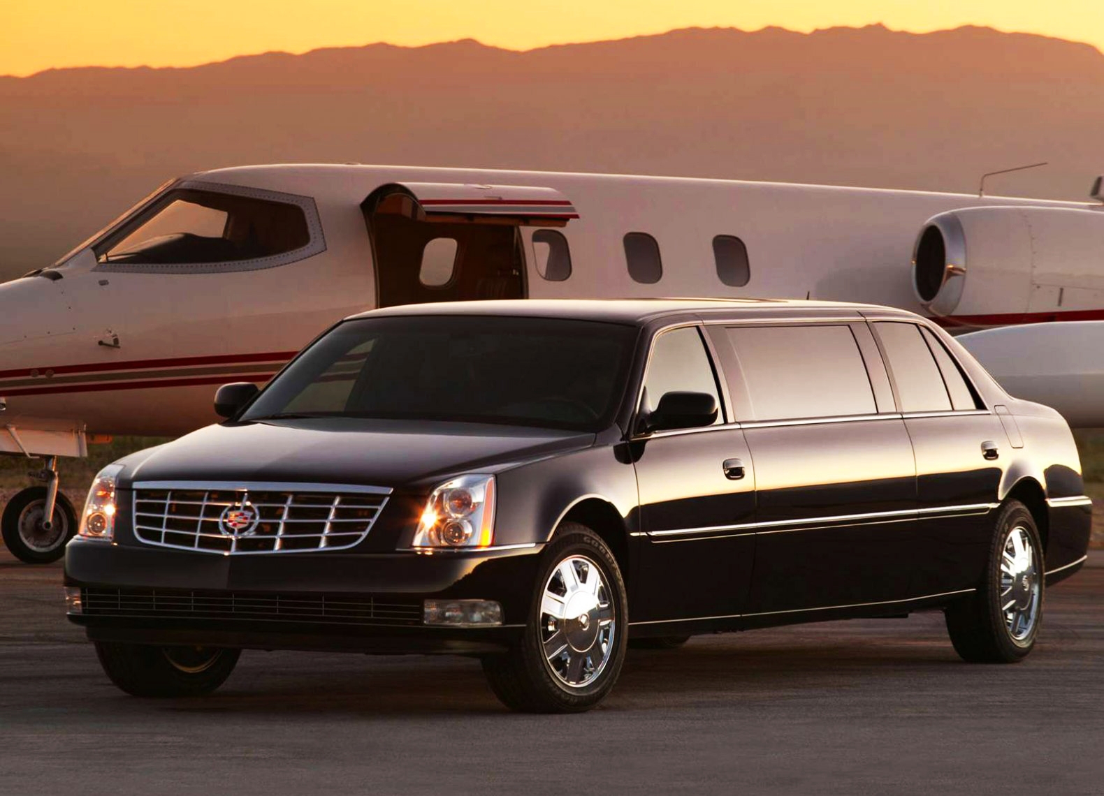 Limousine in Milan airport Chauffeur Hired