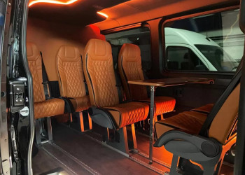 Сhauffeur service in Milan mercedes sprinter